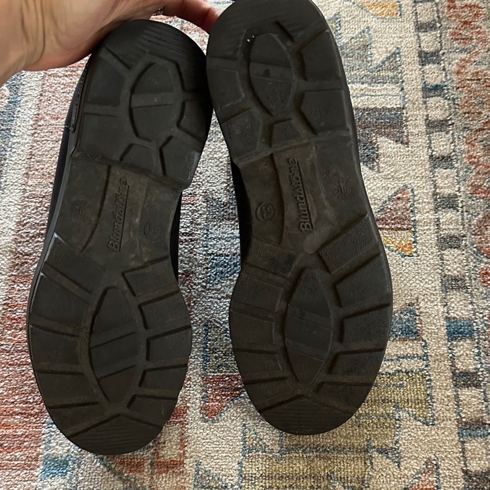 Blundstone 858 Classic Black Chelsea Boots - Picture 2 of 5